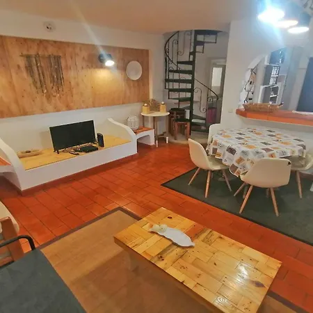 D04 - Torralta Tower House