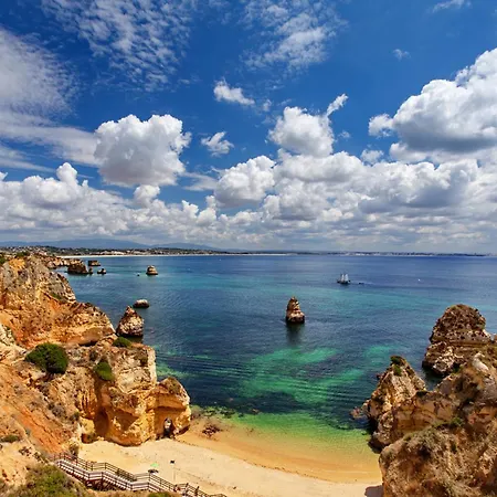 D04 - Torralta Tower House بيت للعطل *